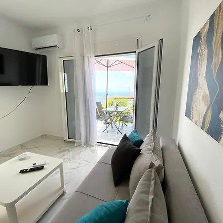 Apartamento Andromachi Luxury Glossa