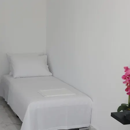 Andromachi Luxury Apartment *