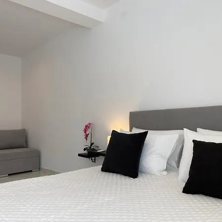 Andromachi Luxury Apartment *