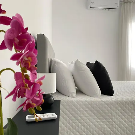 Andromachi Luxury Apartment Skopelos Town