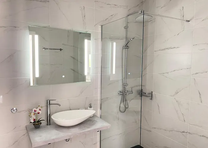 Andromachi Luxury * Γλώσσα